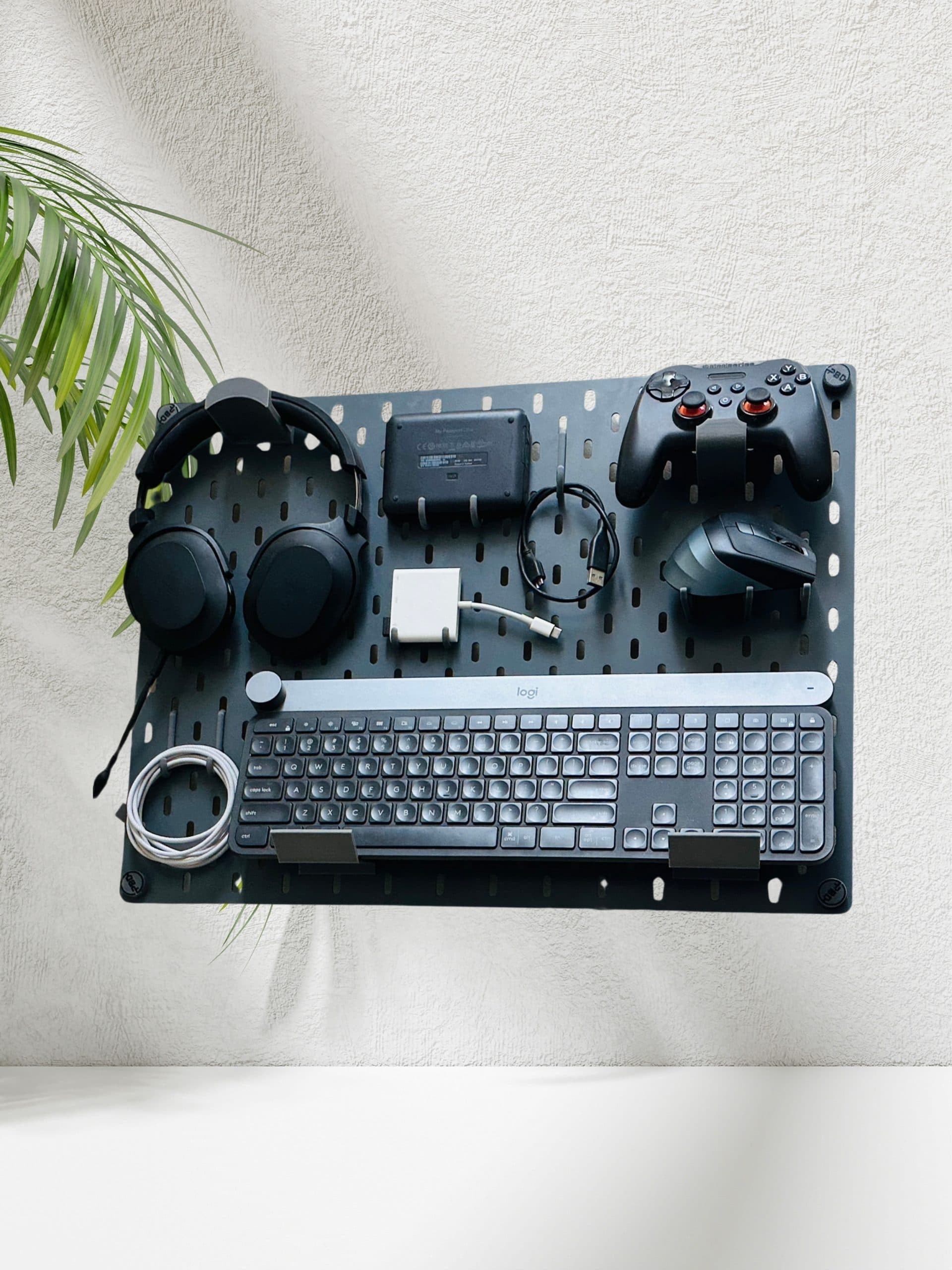 Desk Organizer Wall-Mounted PegBoard – 22×16 Inch